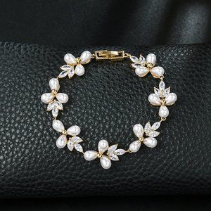 Women's Pearl Bracelet Champagne Gold